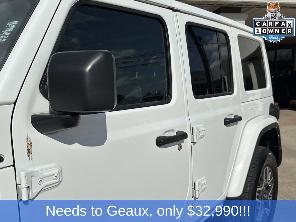 Used 2024 Jeep Wrangler Unlimited Sahara AWD/4WD image 8