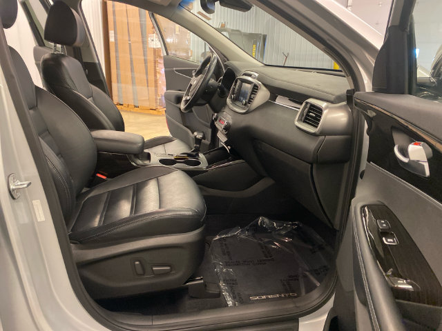 Used 2019 Kia Sorento EX AWD/4WD image 50