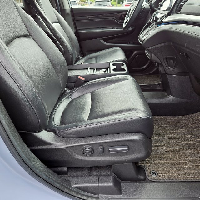 Used 2023 Honda Odyssey Touring image 15