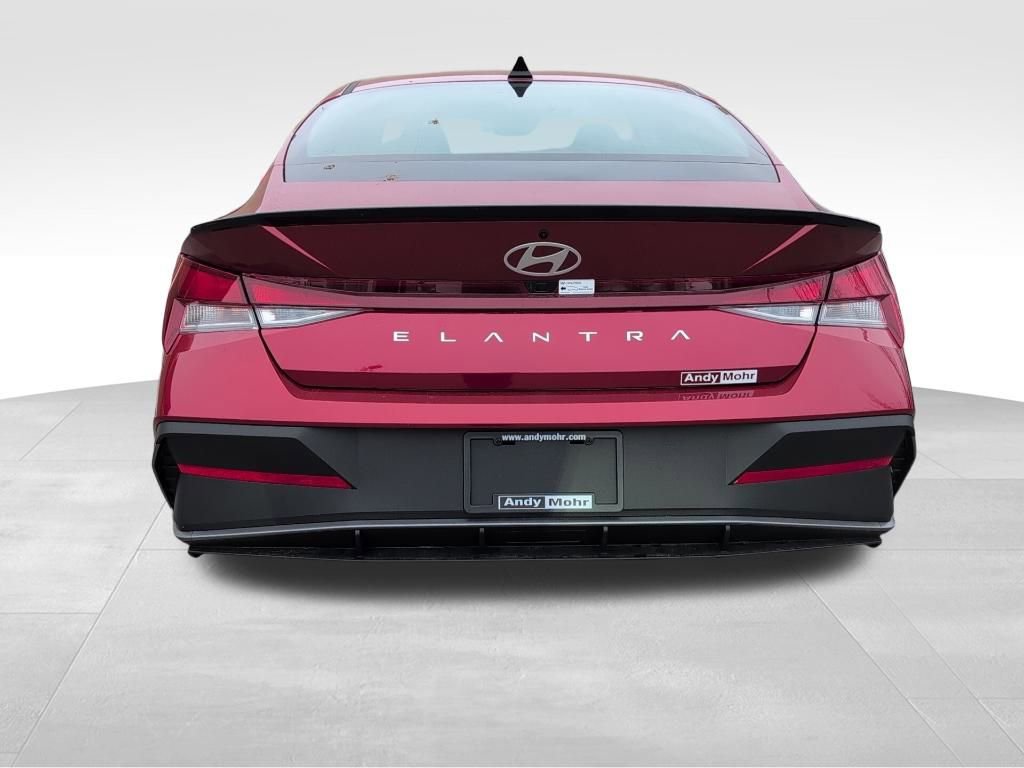 New 2026 Hyundai Elantra Sport image 6