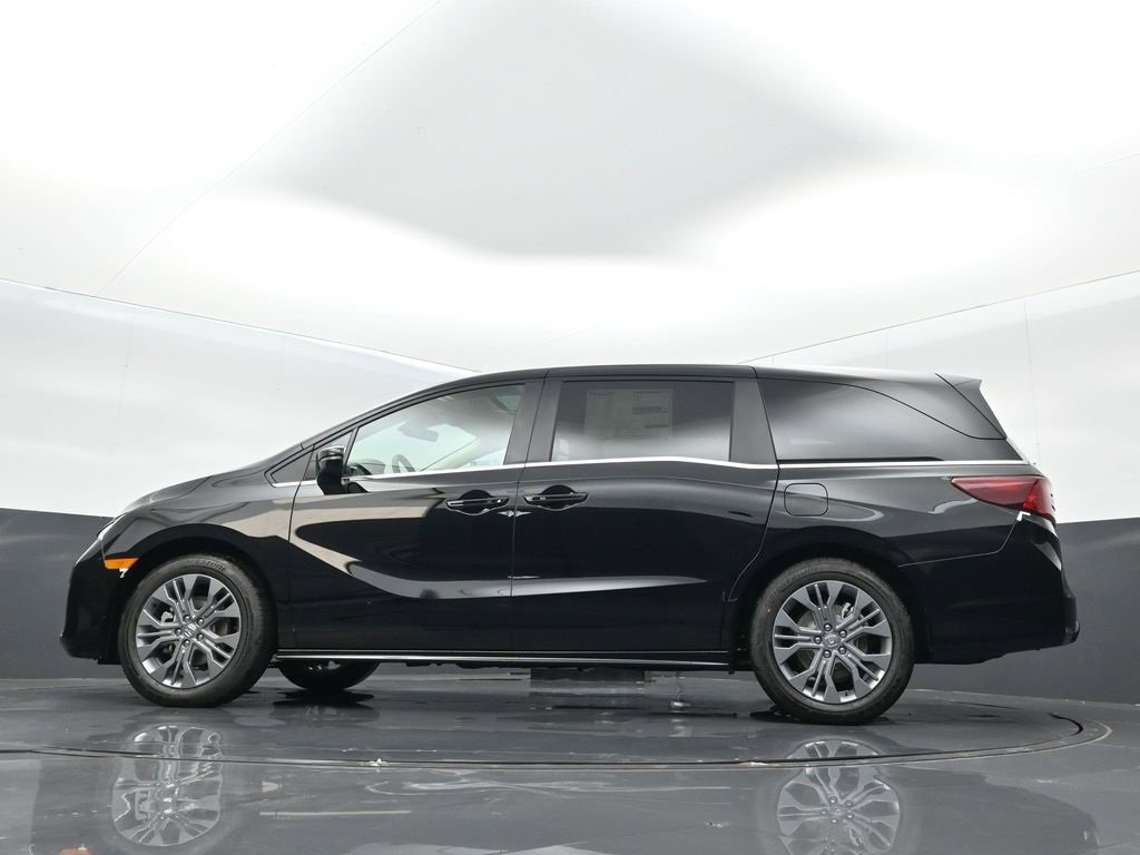 New 2026 Honda Odyssey Touring image 14