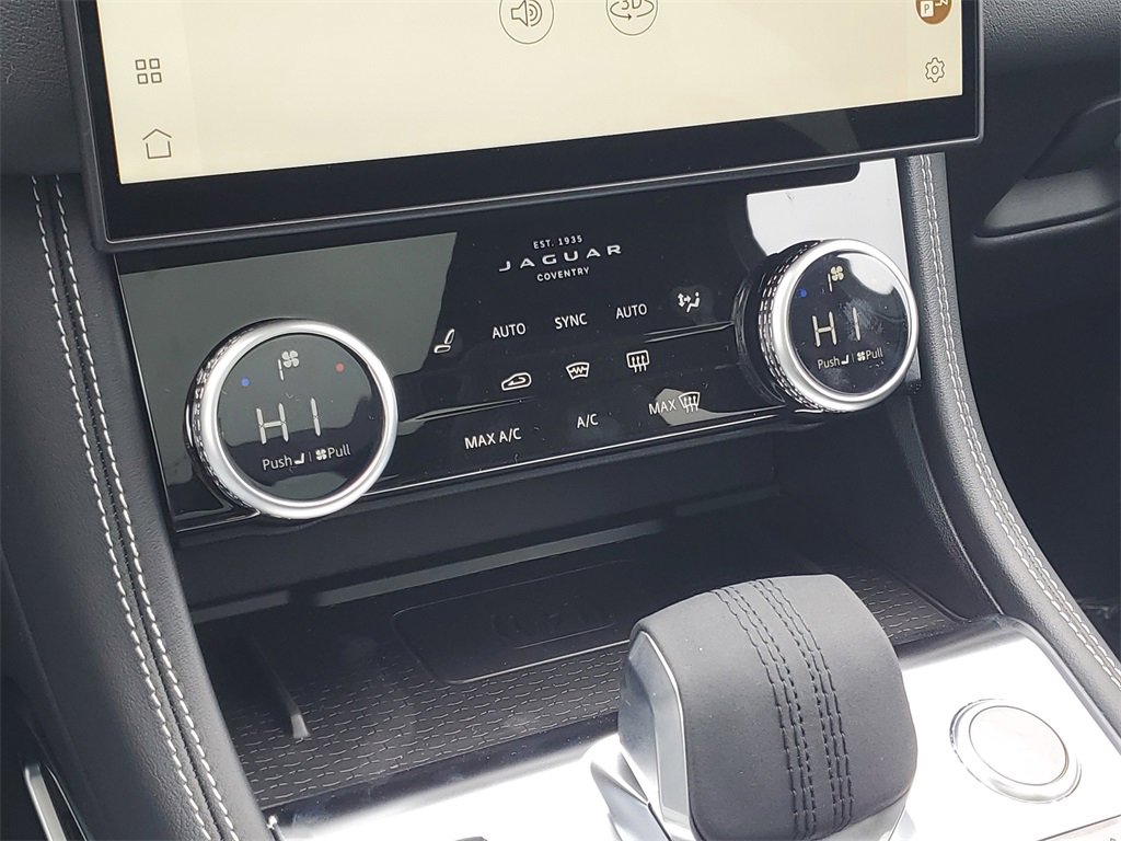 New 2026 Jaguar F-PACE R-Dynamic S image 23