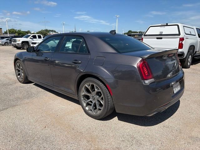 Used 2018 Chrysler 300 S w/ Safetytec Plus Group RWD image 3