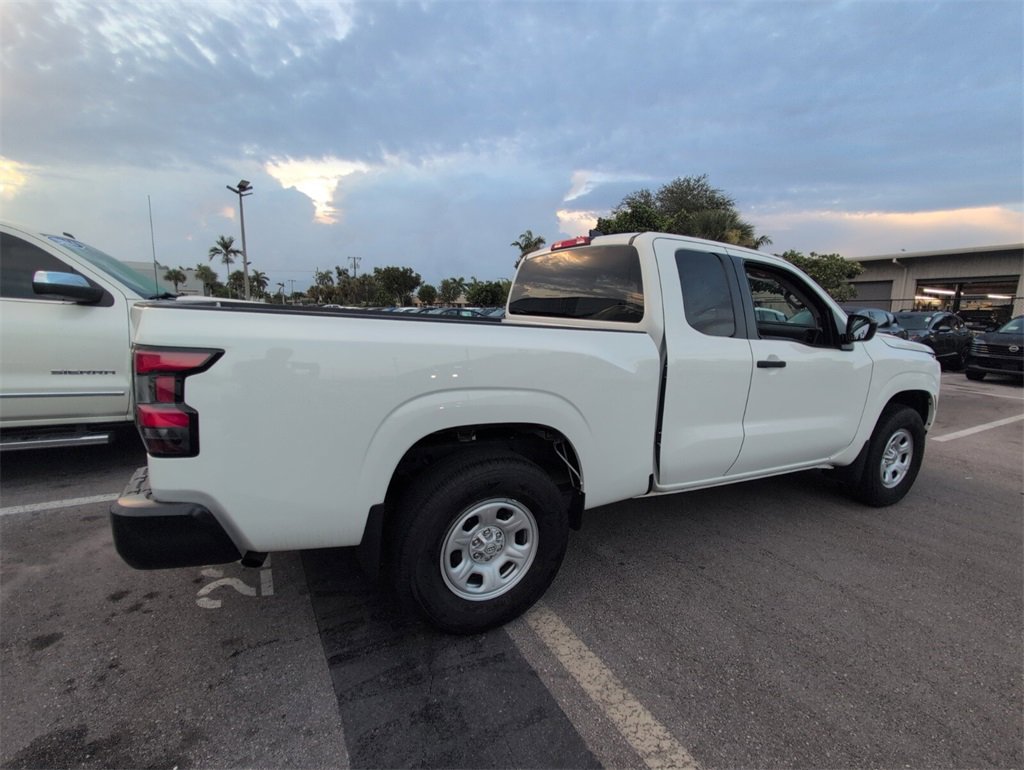 Used 2024 Nissan Frontier S w/ Technology Package image 11