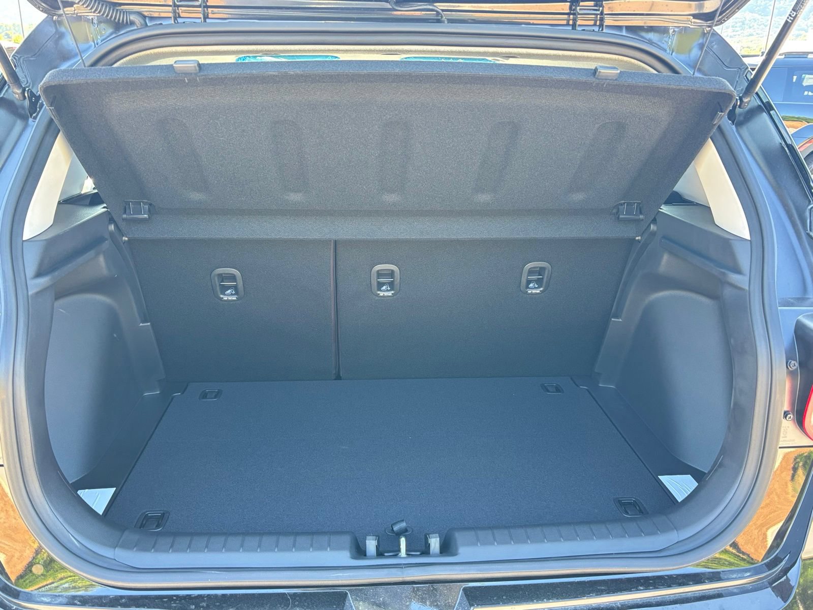 Used 2026 Hyundai Venue SEL FWD image 20