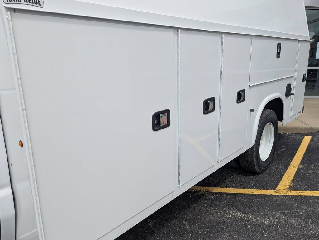 New 2025 Ford E-350 and Econoline 350 Super Duty w/ Power Equipment Group RWD image 5