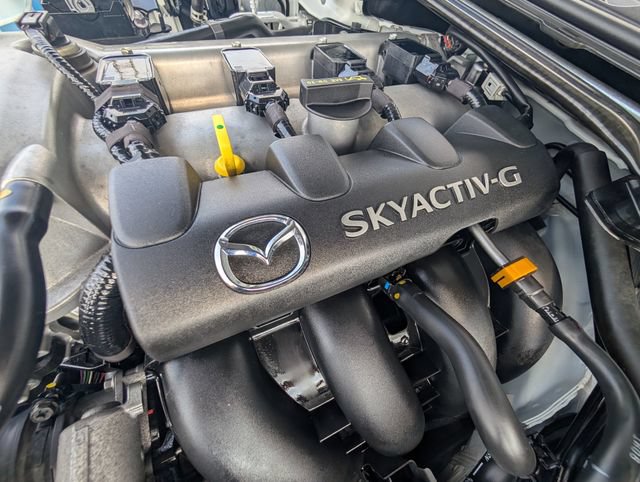 Used 2021 MAZDA MX-5 Miata Club RWD image 28