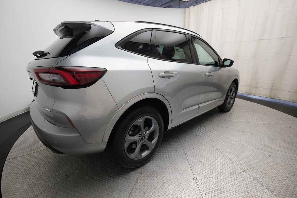 Used 2023 Ford Escape ST-Line w/ Tech Pack #1 AWD/4WD image 35