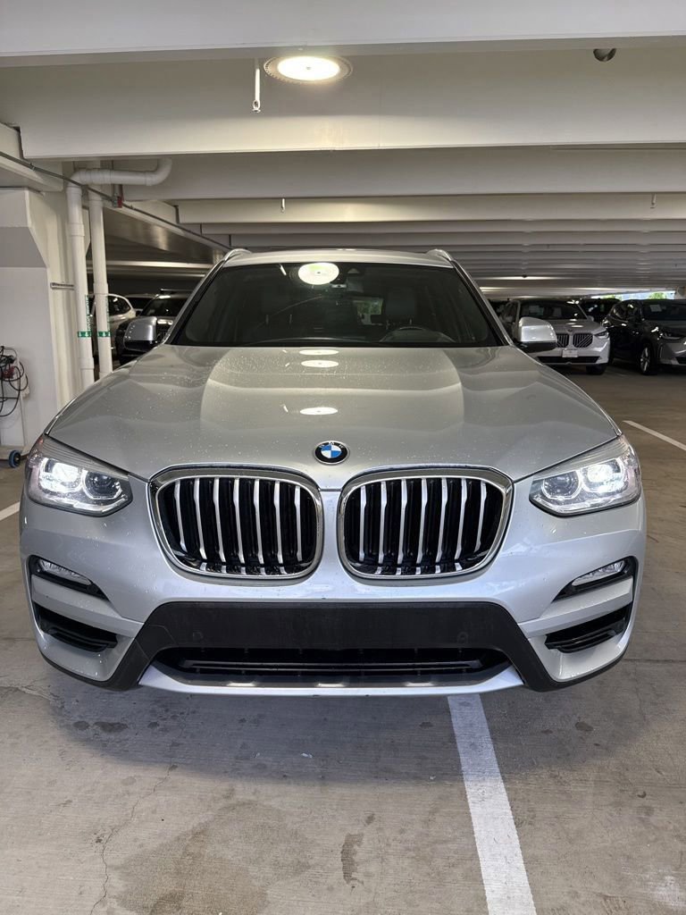 Used 2019 BMW X3 xDrive30i w/ Premium Package AWD/4WD image 2