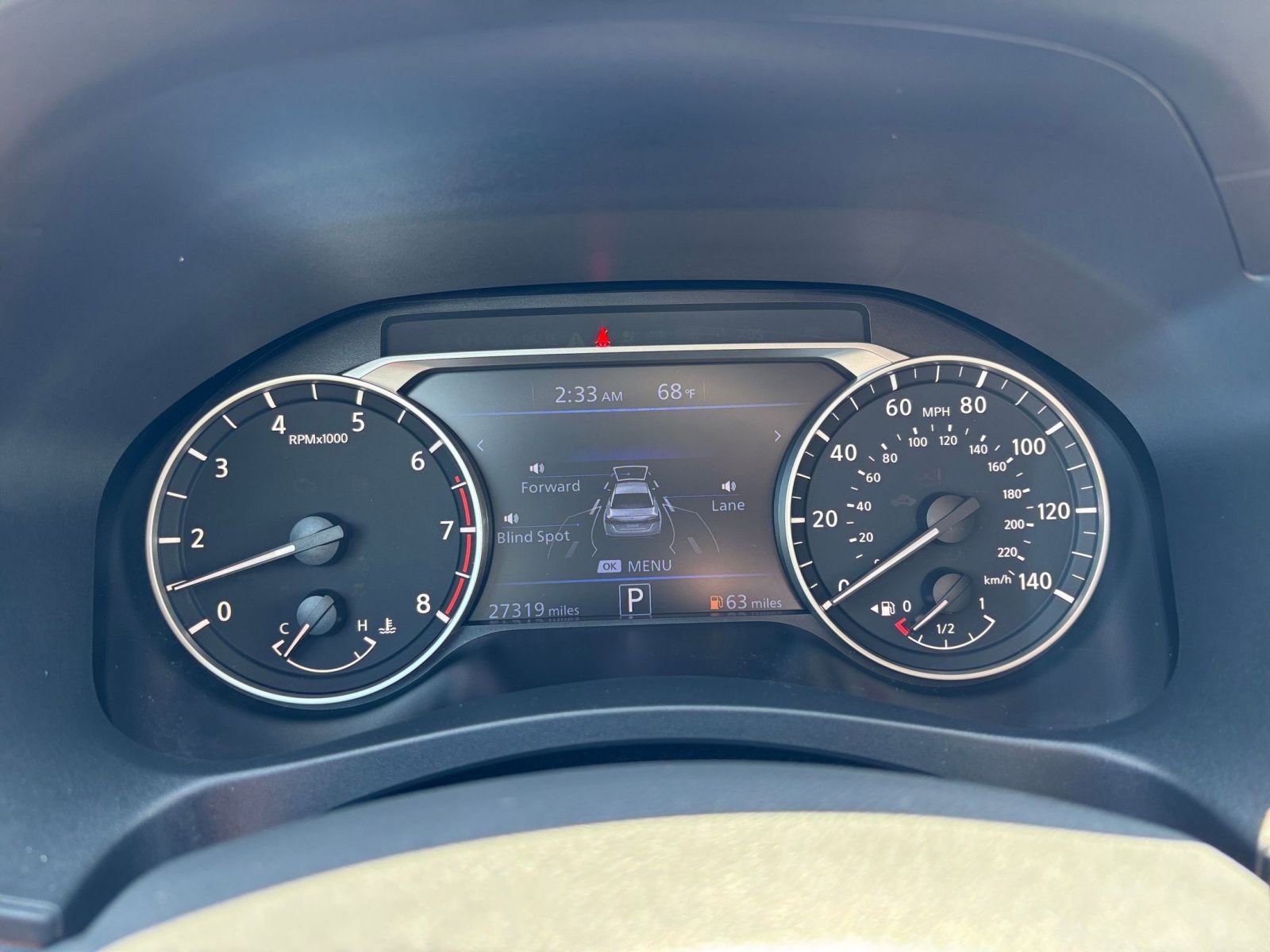 Used 2025 Nissan Altima 2.5 SV FWD image 40
