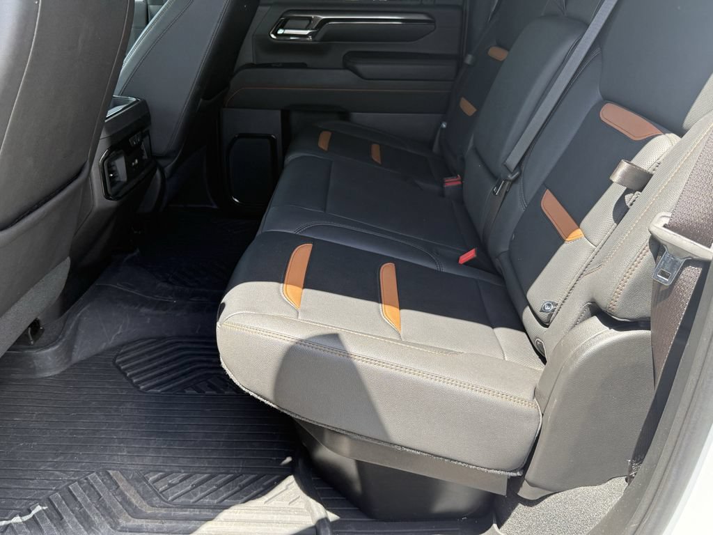 Used 2024 GMC Sierra 2500 AT4 w/ AT4 Premium Plus Package AWD/4WD image 24
