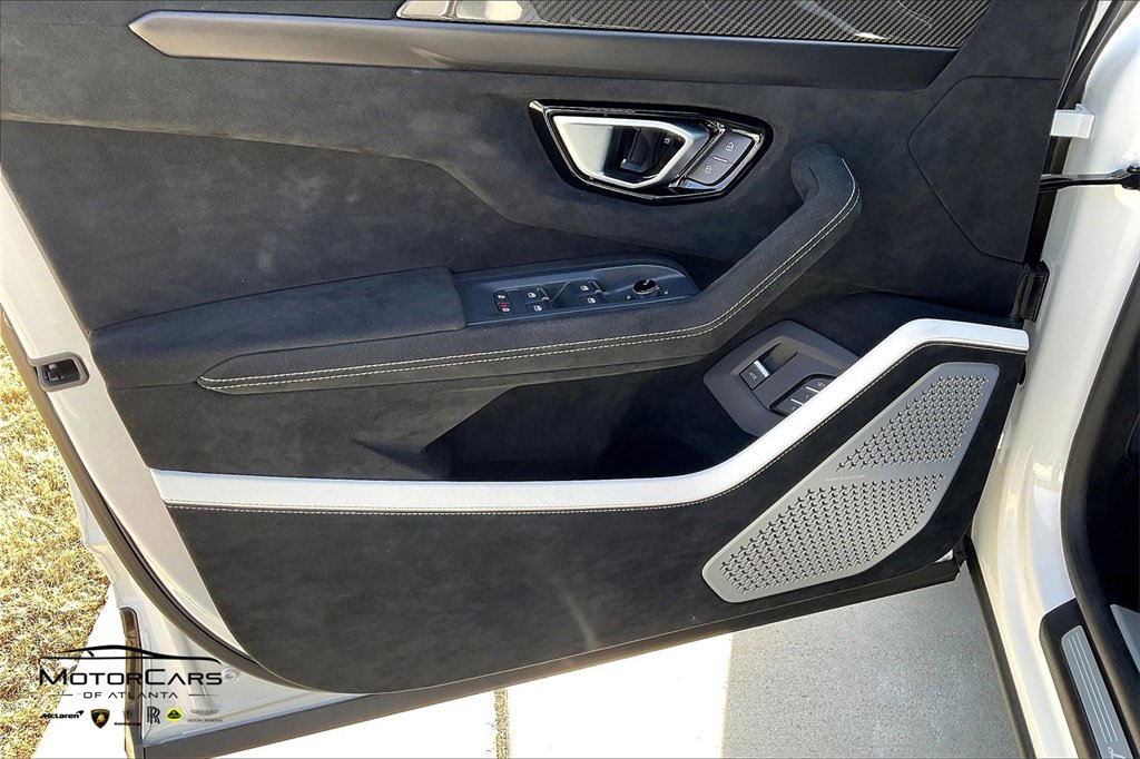 Used 2023 Lamborghini Urus Performante image 19