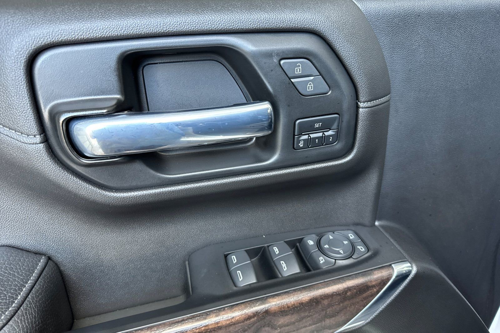 Used 2022 GMC Sierra 1500 Denali w/ Denali Reserve Package image 11