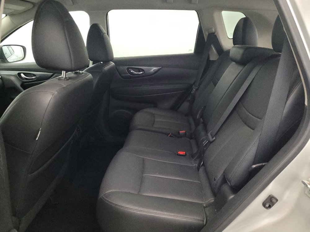 Used 2014 Nissan Rogue SL AWD/4WD image 18