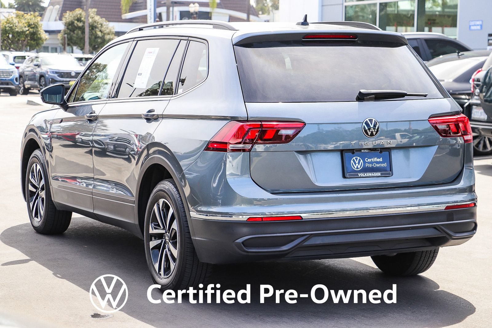 Used 2023 Volkswagen Tiguan S FWD image 9
