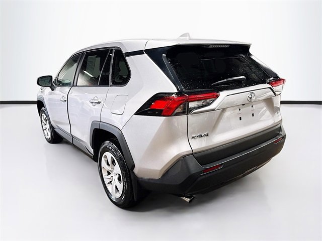Used 2024 Toyota RAV4 LE image 5