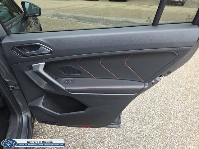 Used 2024 Volkswagen Tiguan Wolfsburg Edition AWD/4WD image 12
