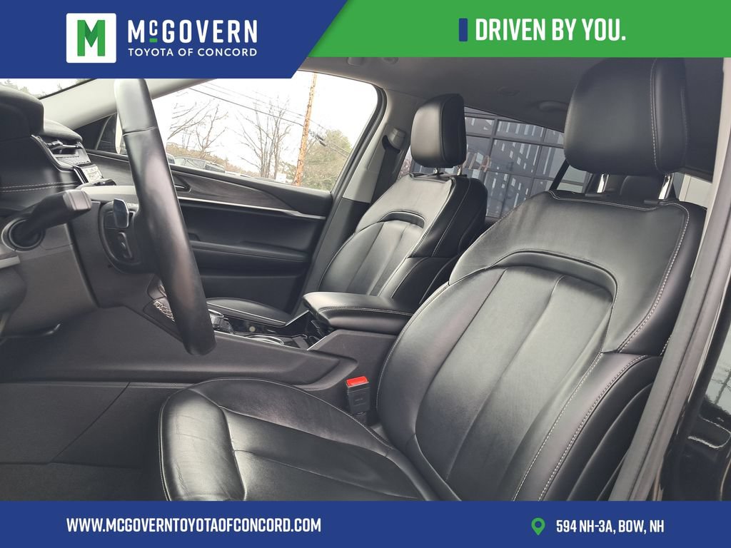 Used 2021 Jeep Grand Cherokee L Limited AWD/4WD image 16