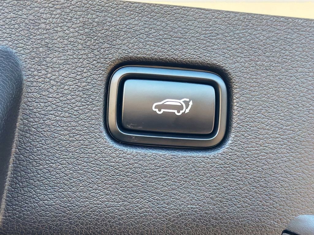 Used 2023 Kia Sportage SX image 14