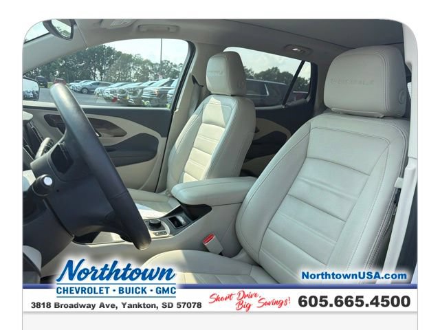 Used 2024 GMC Terrain Denali w/ Denali Premium Package AWD/4WD image 14