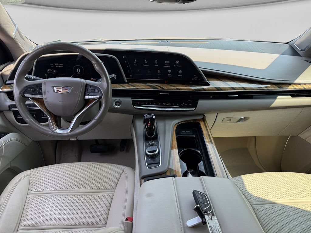 Used 2021 Cadillac Escalade Sport Platinum w/ LPO, ONYX Package AWD/4WD image 24