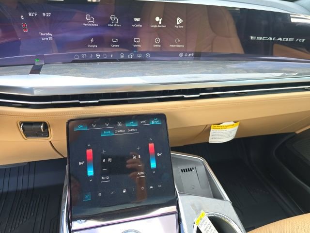 New 2026 Cadillac Escalade IQ Luxury 2 w/ LPO, Floor Liner Package image 27