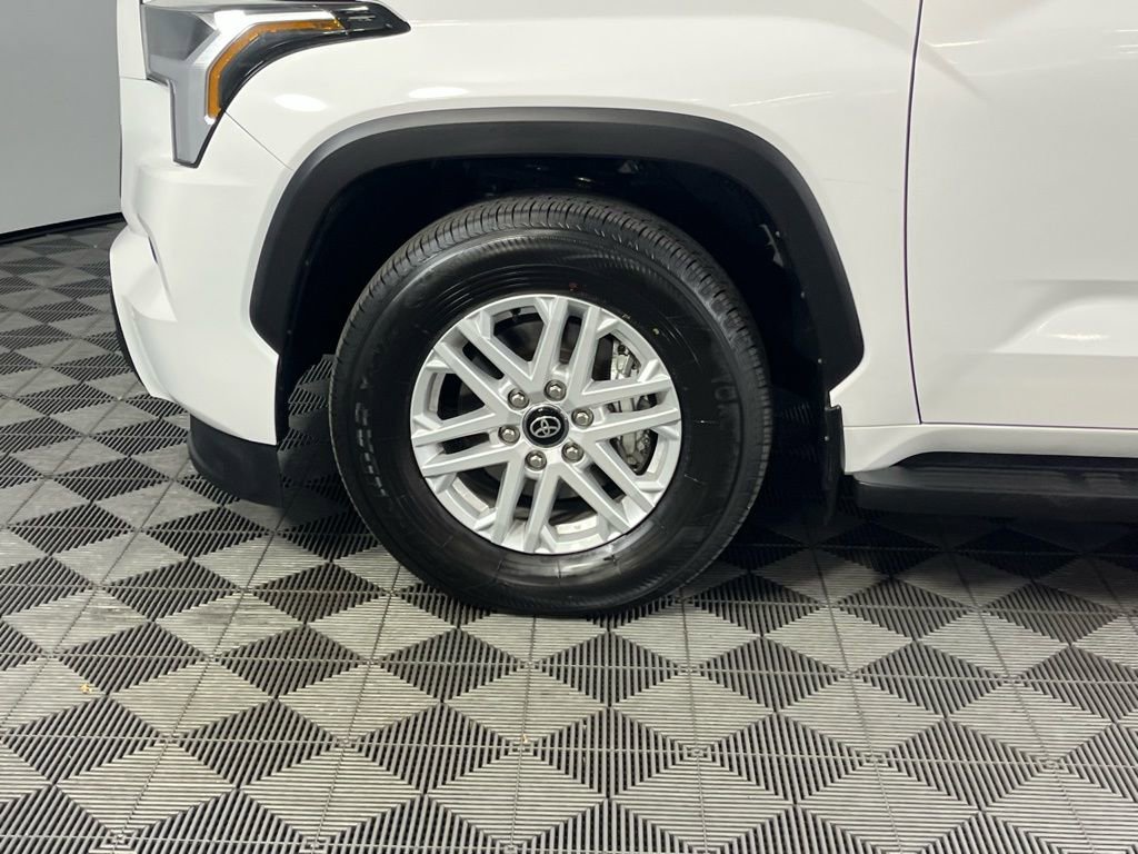 Used 2026 Toyota Sequoia SR5 image 11