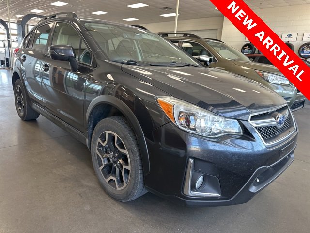 Used 2017 Subaru Crosstrek 2.0i Limited image 1