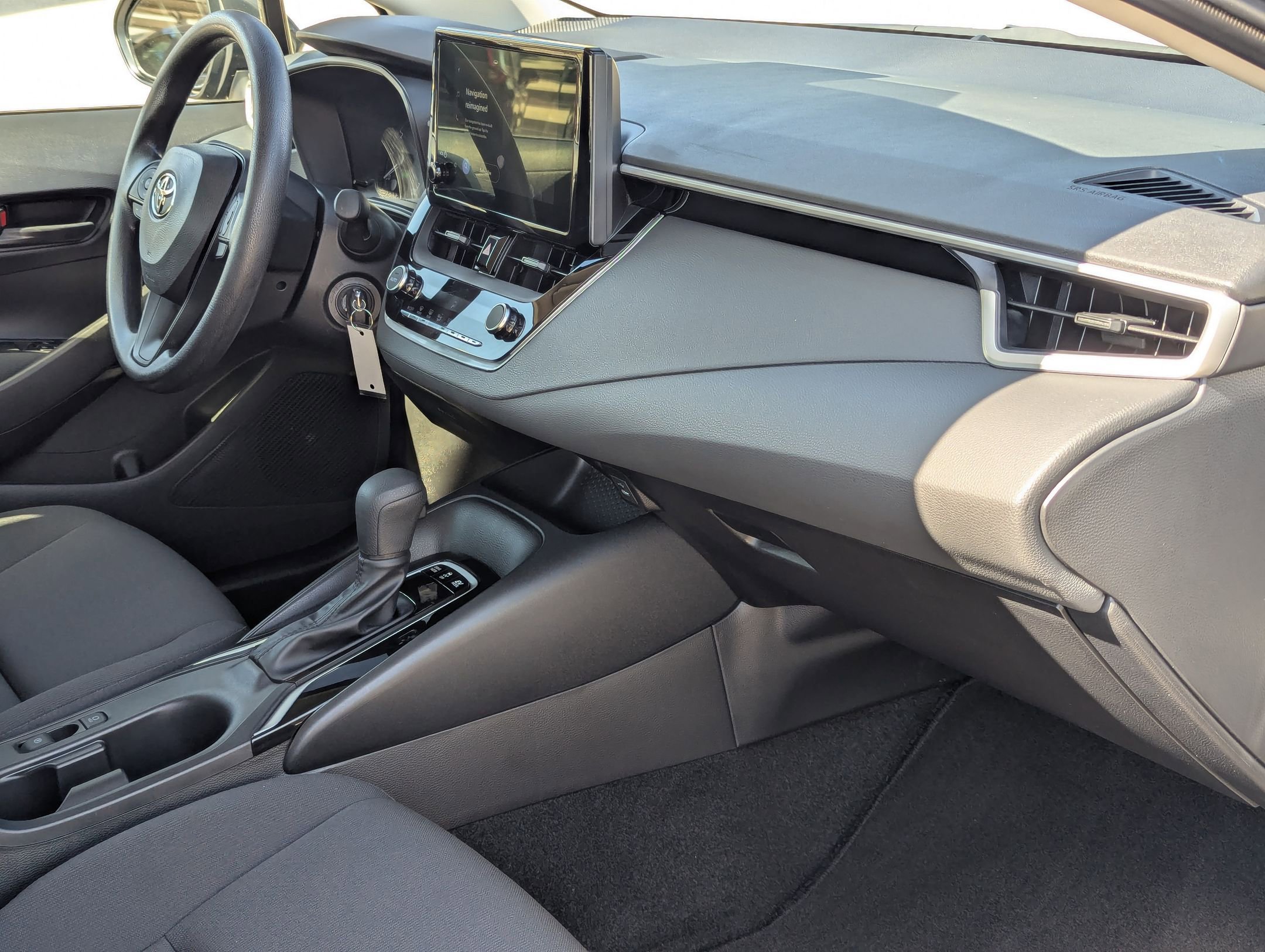 Used 2024 Toyota Corolla LE image 29