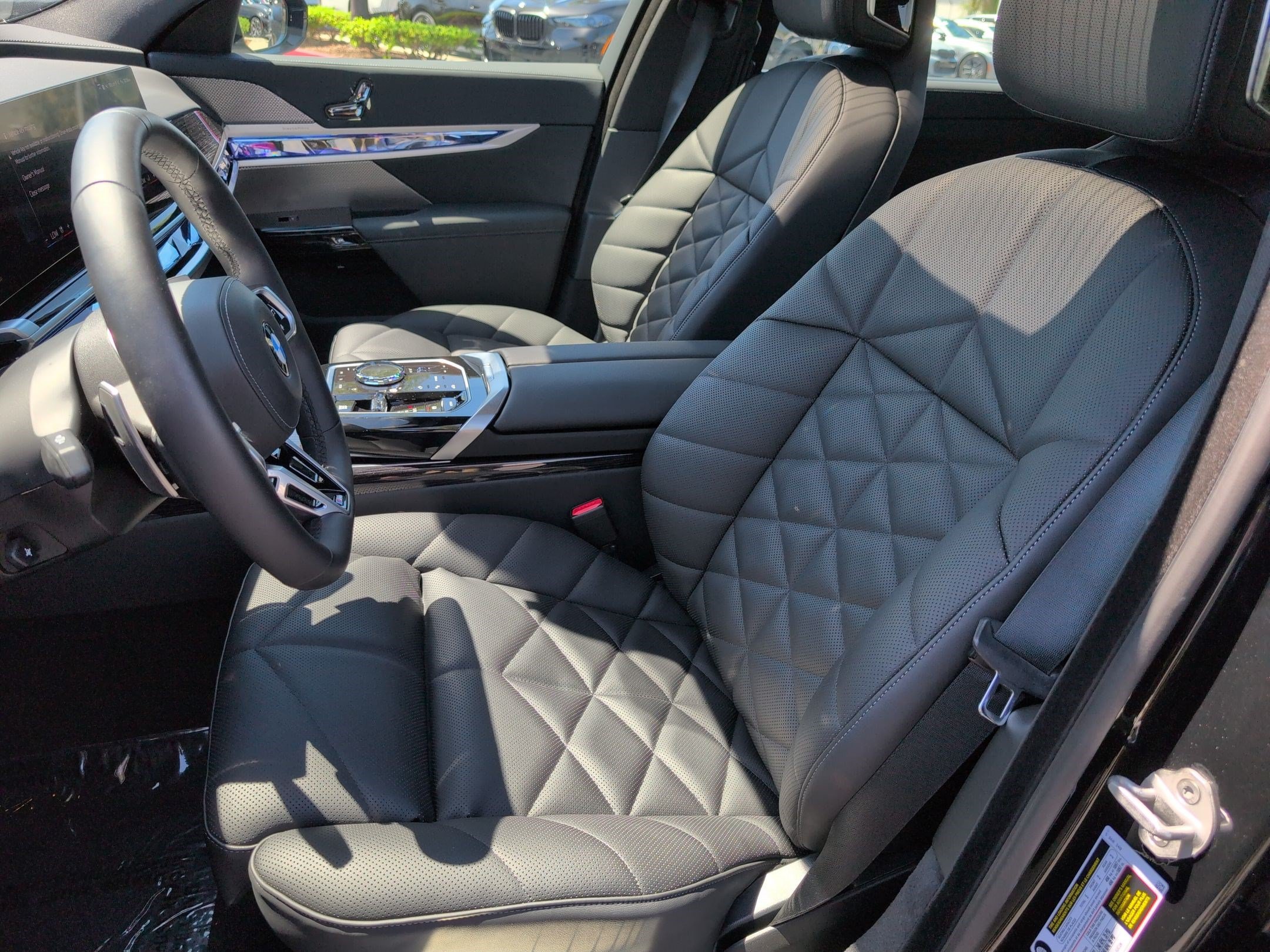 Used 2026 BMW 740i w/ Premium Package RWD image 16
