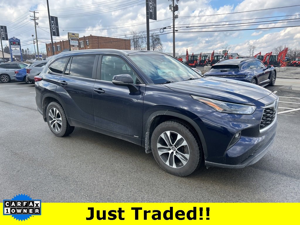 Used 2023 Toyota Highlander XLE