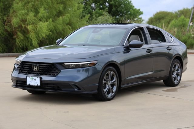Certified 2024 Honda Accord EX image 3