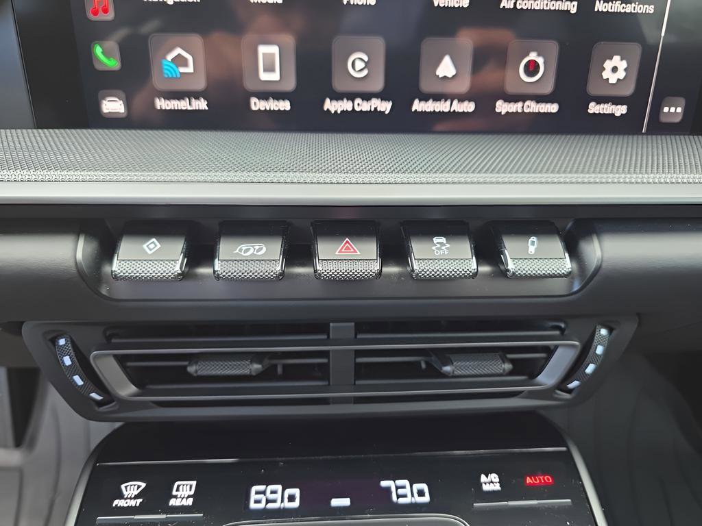 Used 2023 Porsche 911 Carrera 4S image 32