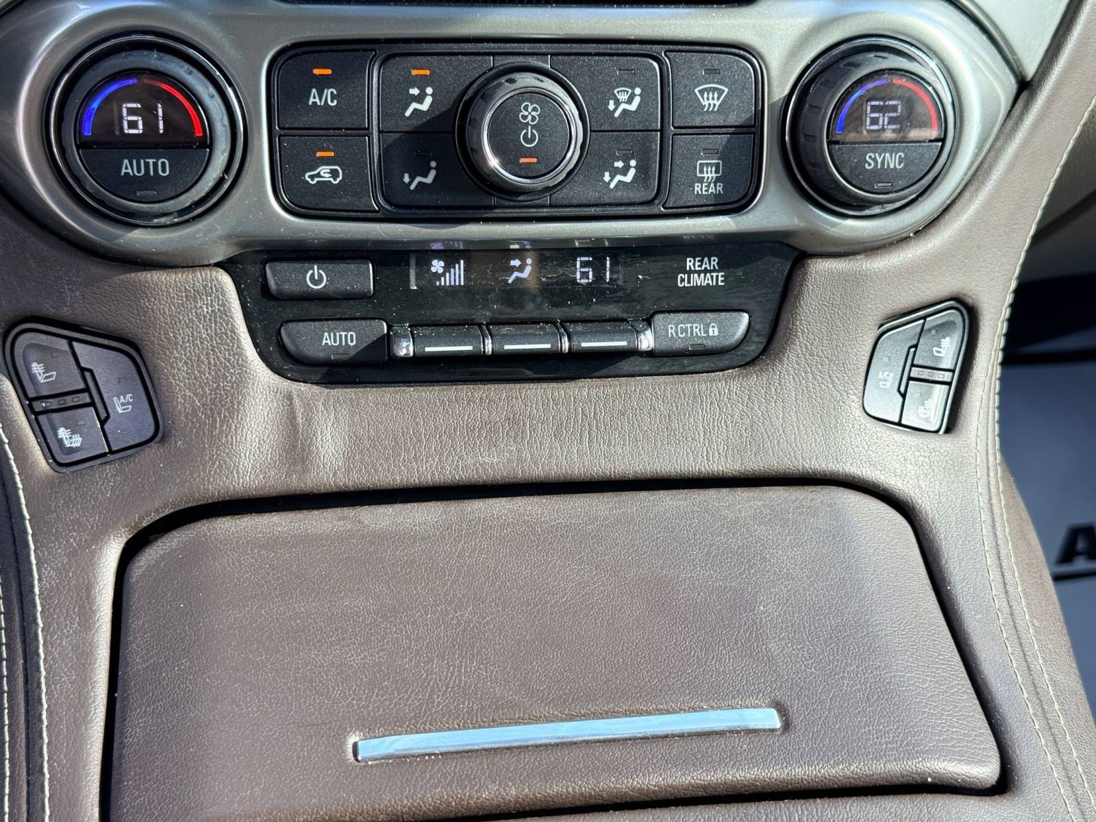 Used 2016 Chevrolet Tahoe LTZ image 17