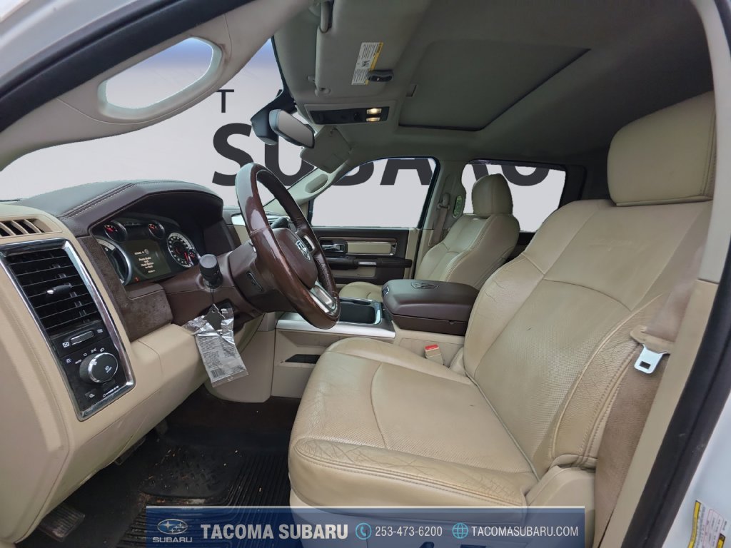 Used 2016 RAM 3500 Laramie w/ Convenience Group AWD/4WD image 10