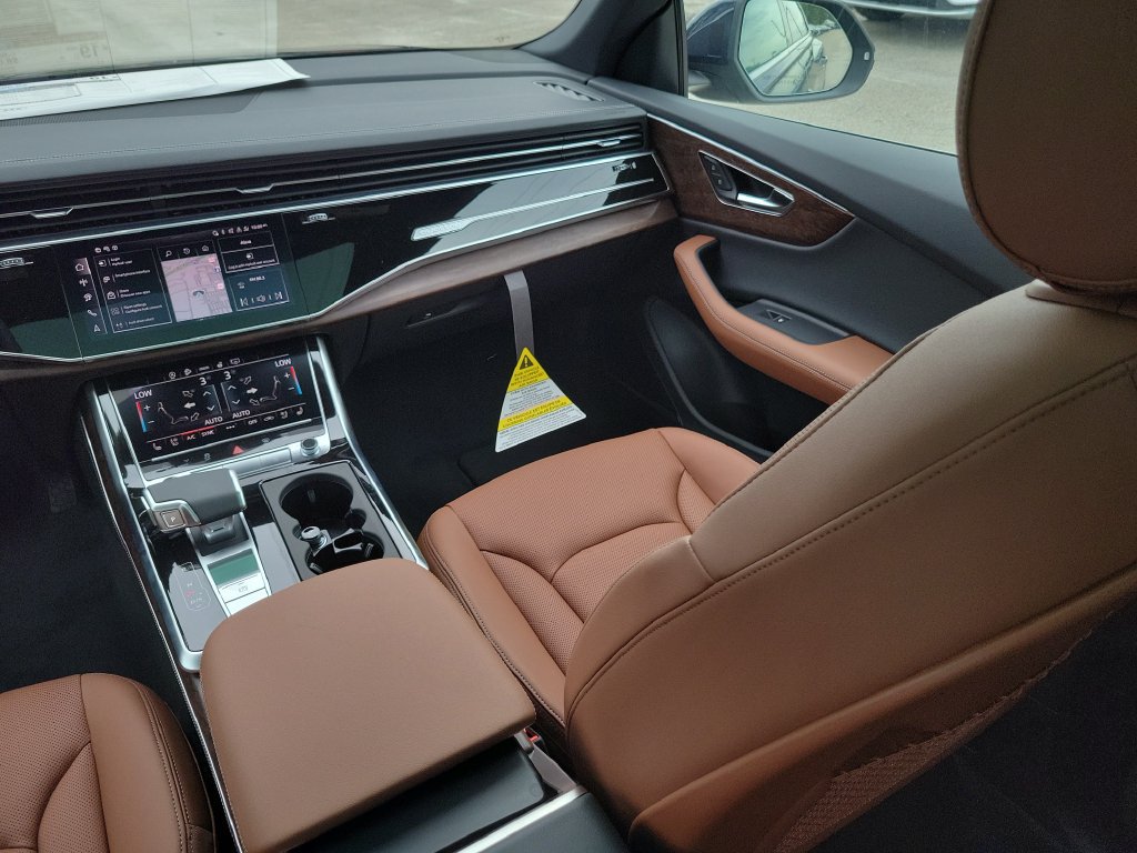 New 2026 Audi Q8 Premium Plus AWD/4WD image 24