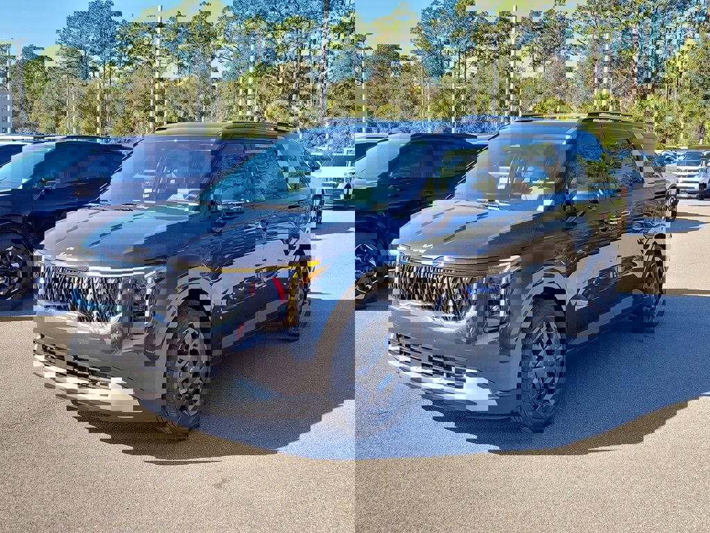 New 2026 Kia Carnival EX FWD image 3