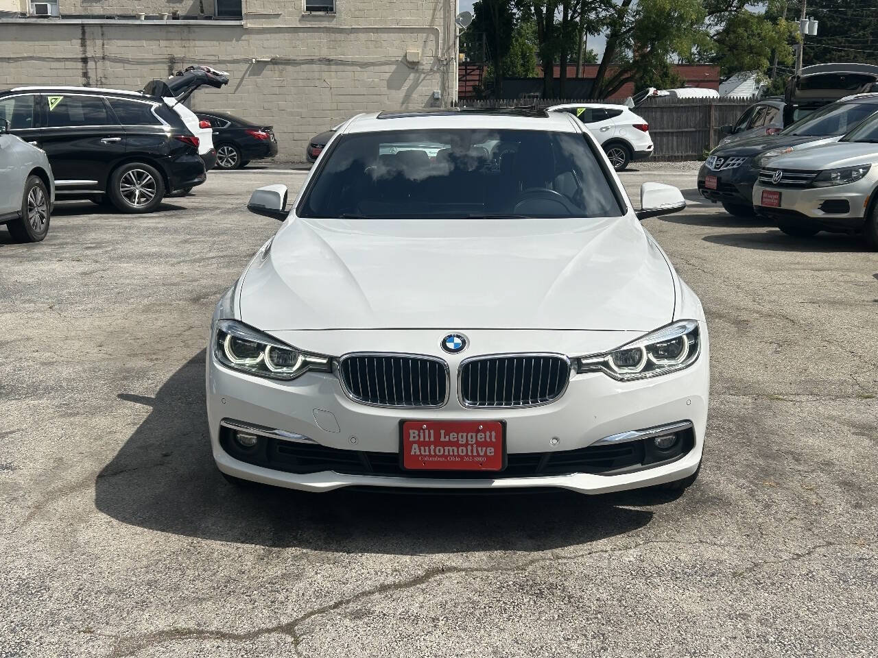 Used 2017 BMW 330i xDrive Sedan AWD/4WD image 3