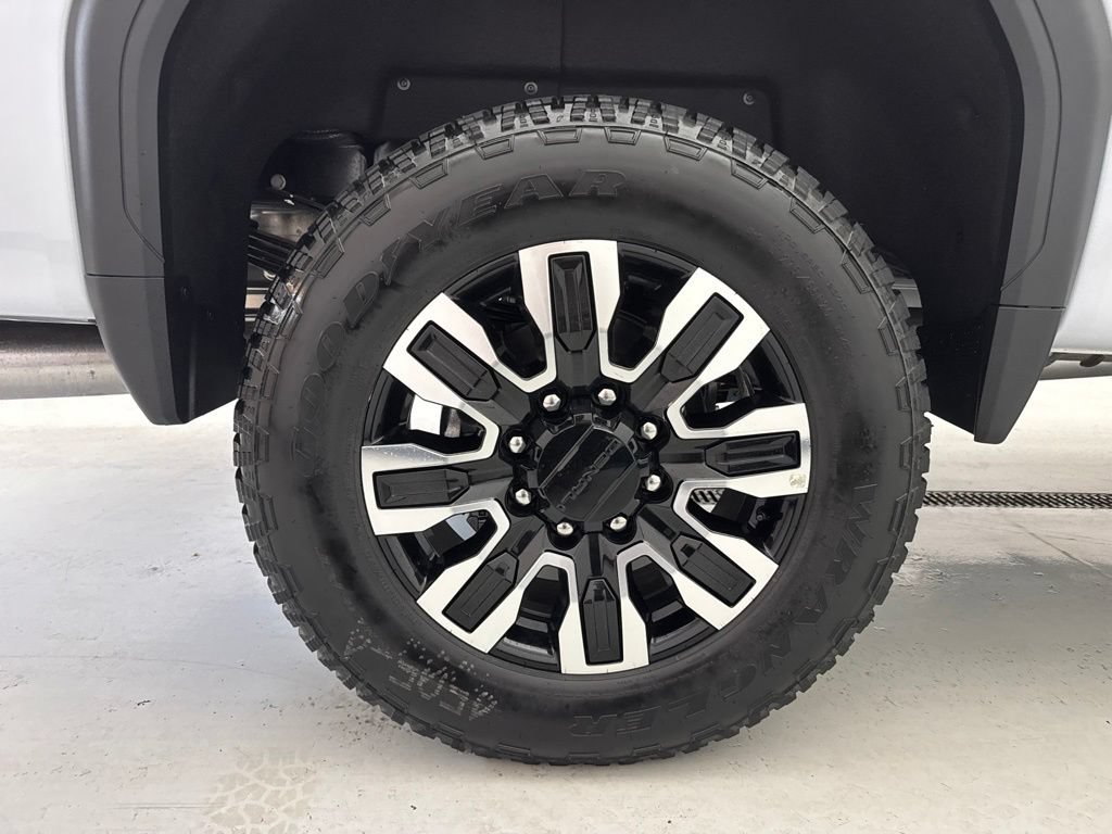 New 2026 GMC Sierra 3500 Denali Ultimate AWD/4WD image 10