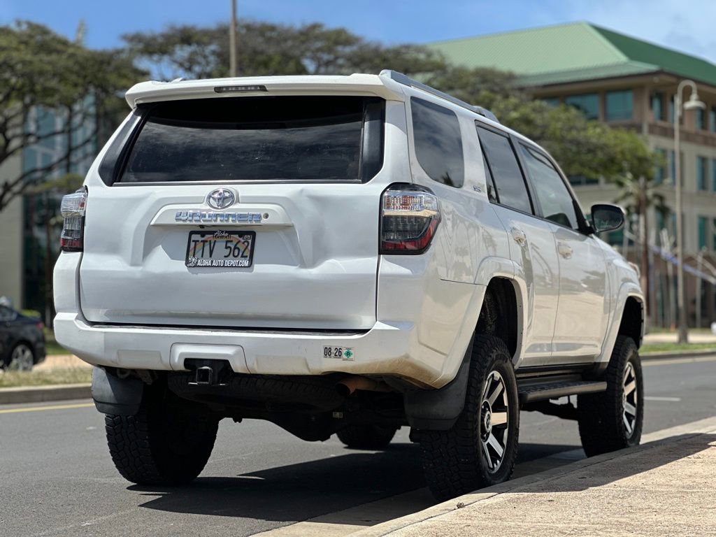 Used 2018 Toyota 4Runner SR5 image 5