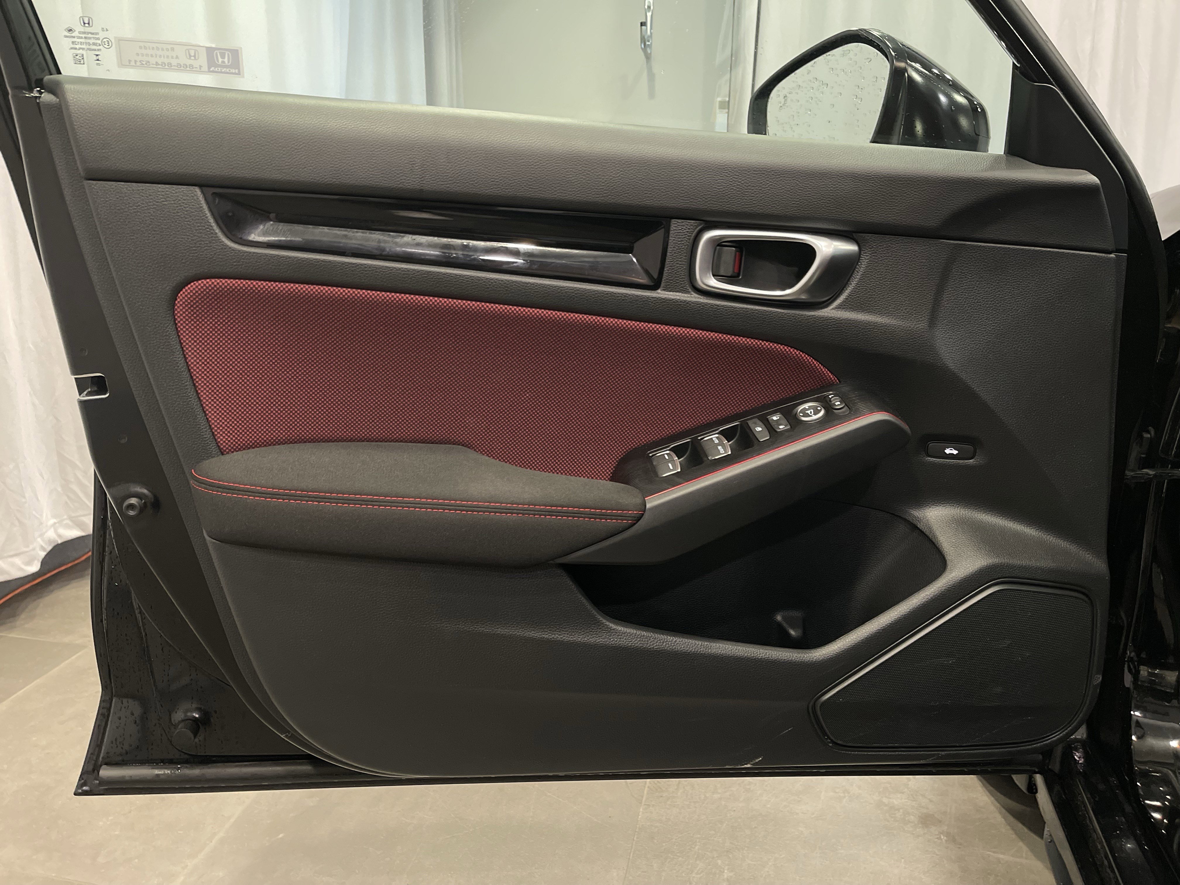 Used 2025 Honda Civic Si image 12