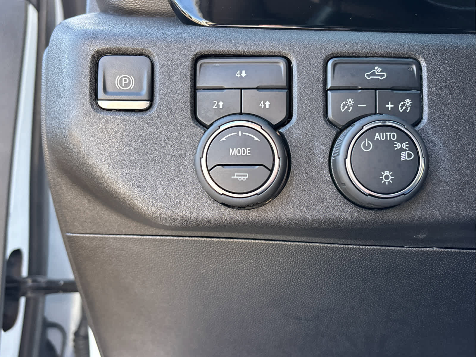 Certified 2024 Chevrolet Silverado 3500 LT image 16