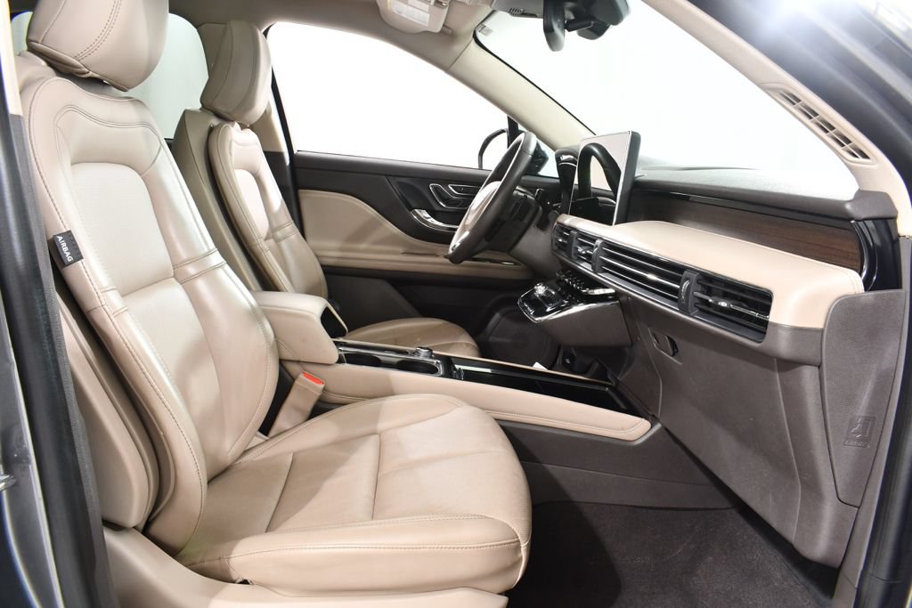 Used 2024 Lincoln Corsair Grand Touring AWD/4WD image 10