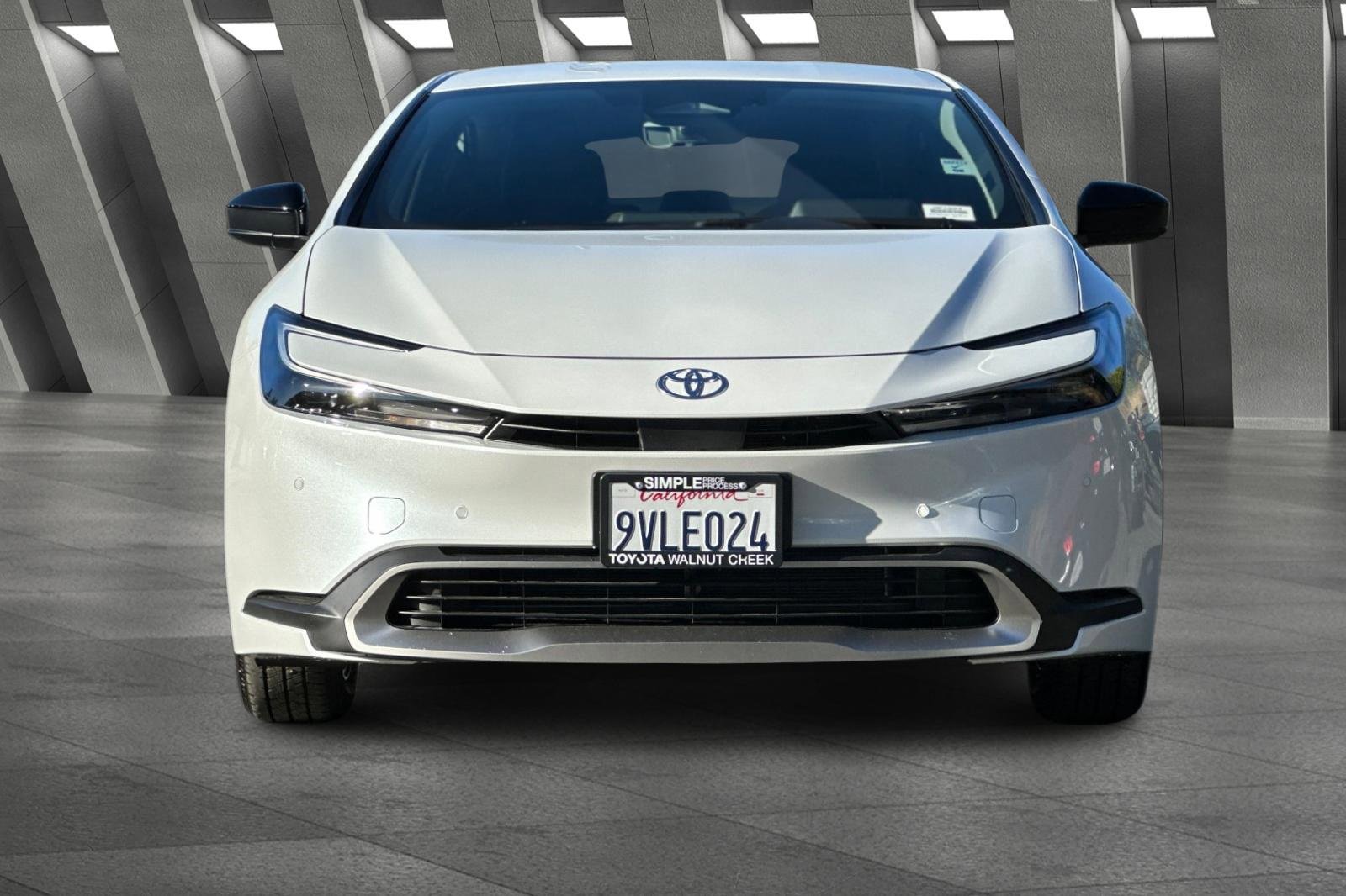 Used 2026 Toyota Prius Plug-In Hybrid image 14
