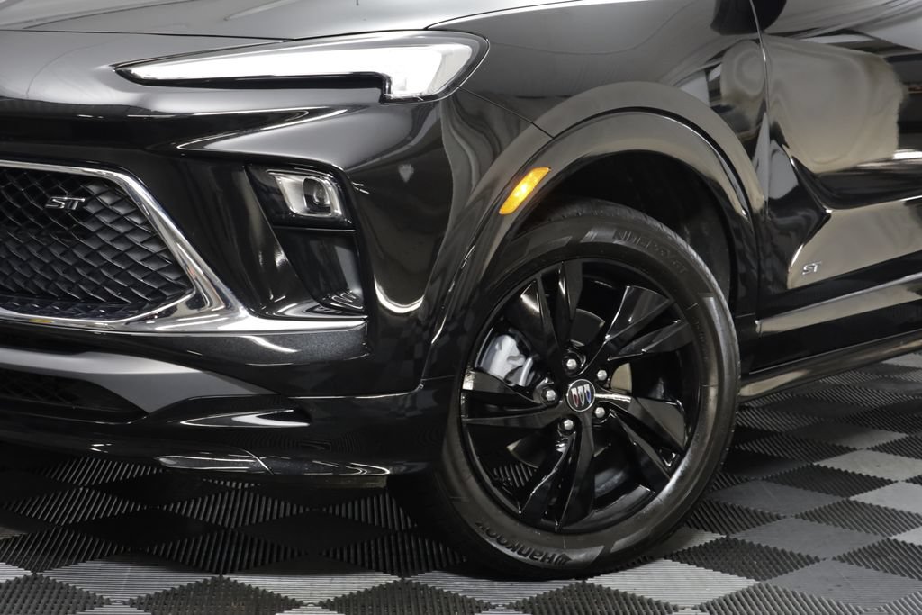 Used 2026 Buick Encore GX Sport Touring AWD/4WD image 3