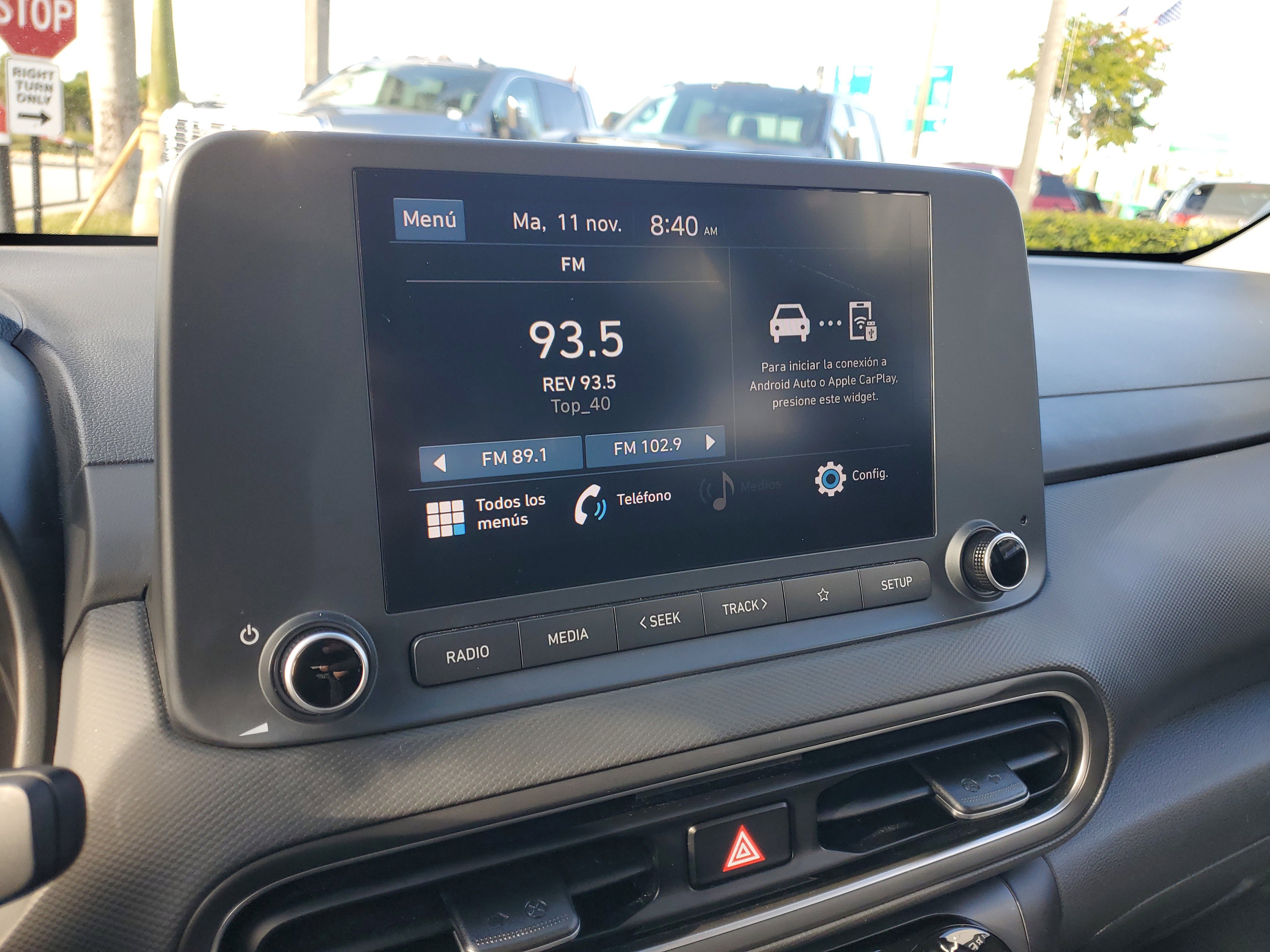 Used 2023 Hyundai Kona SE w/ Cargo Package image 22