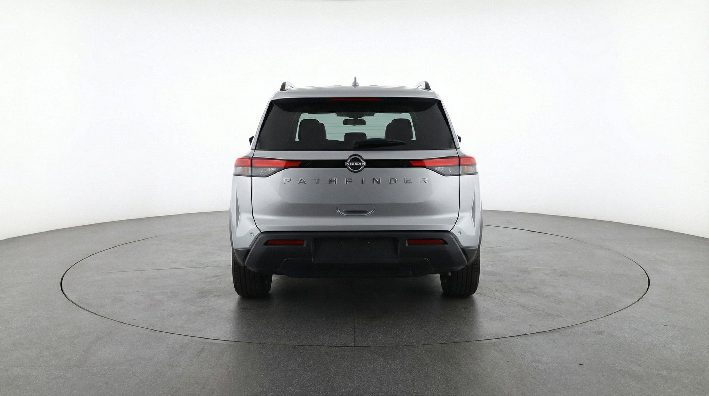 Used 2025 Nissan Pathfinder SV image 7