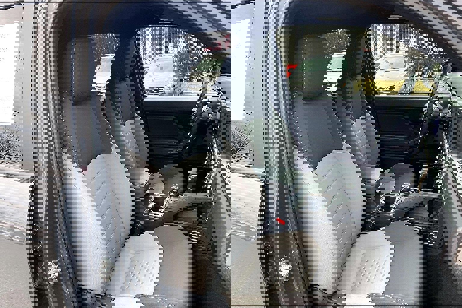 Used 2025 Toyota Tacoma TRD Off-Road image 9