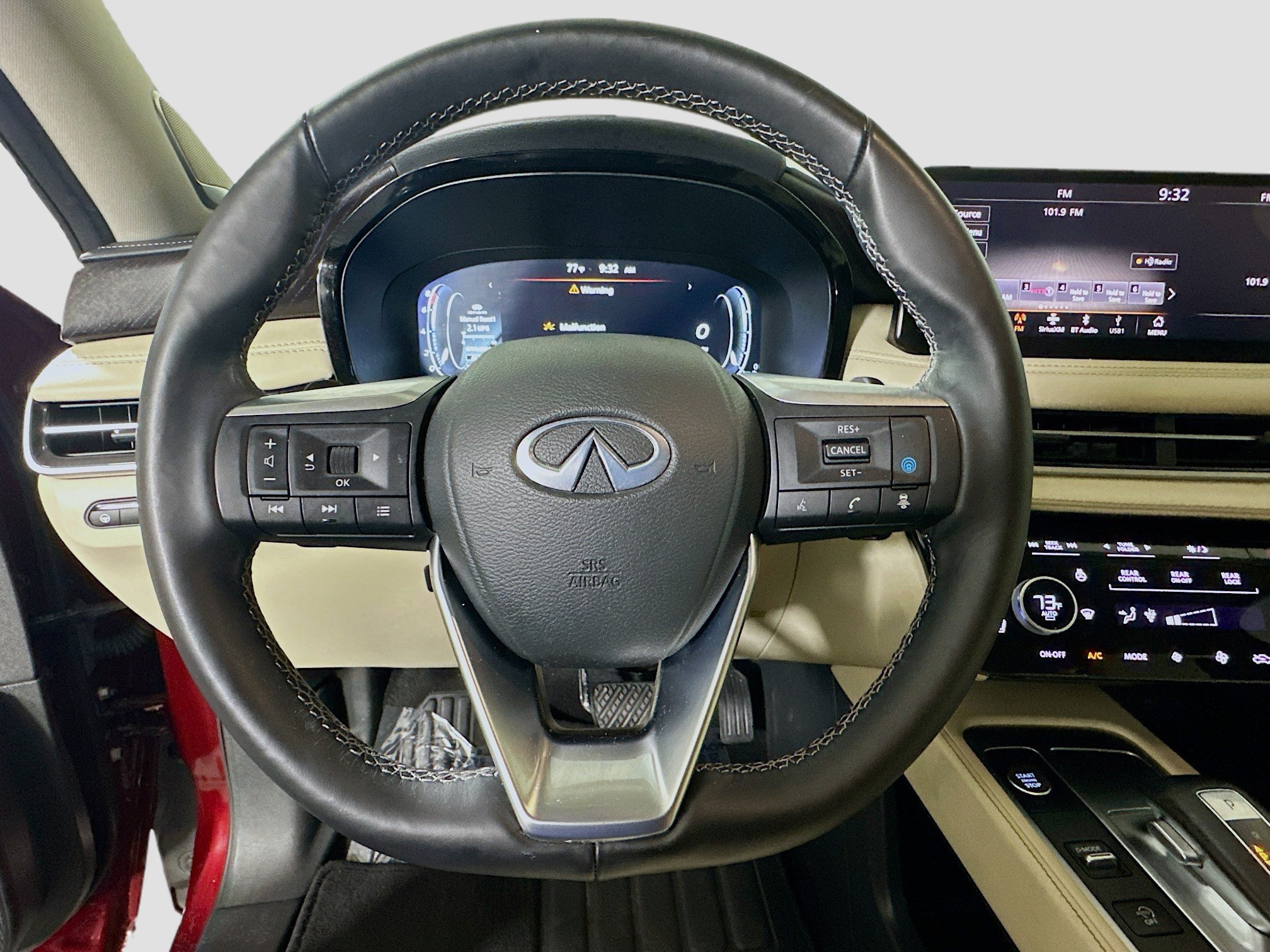 Used 2024 INFINITI QX60 Sensory w/ Cargo Package AWD/4WD image 14