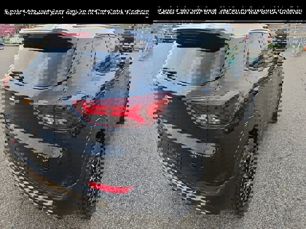 Used 2023 Chevrolet TrailBlazer ACTIV w/ Convenience Package image 3